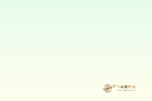 樹下的木長(zhǎng)椅